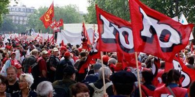 RENFORCER LA MOBILISATION, GRÈVE ET MANIFESTATION LE 17 DÉCEMBRE !